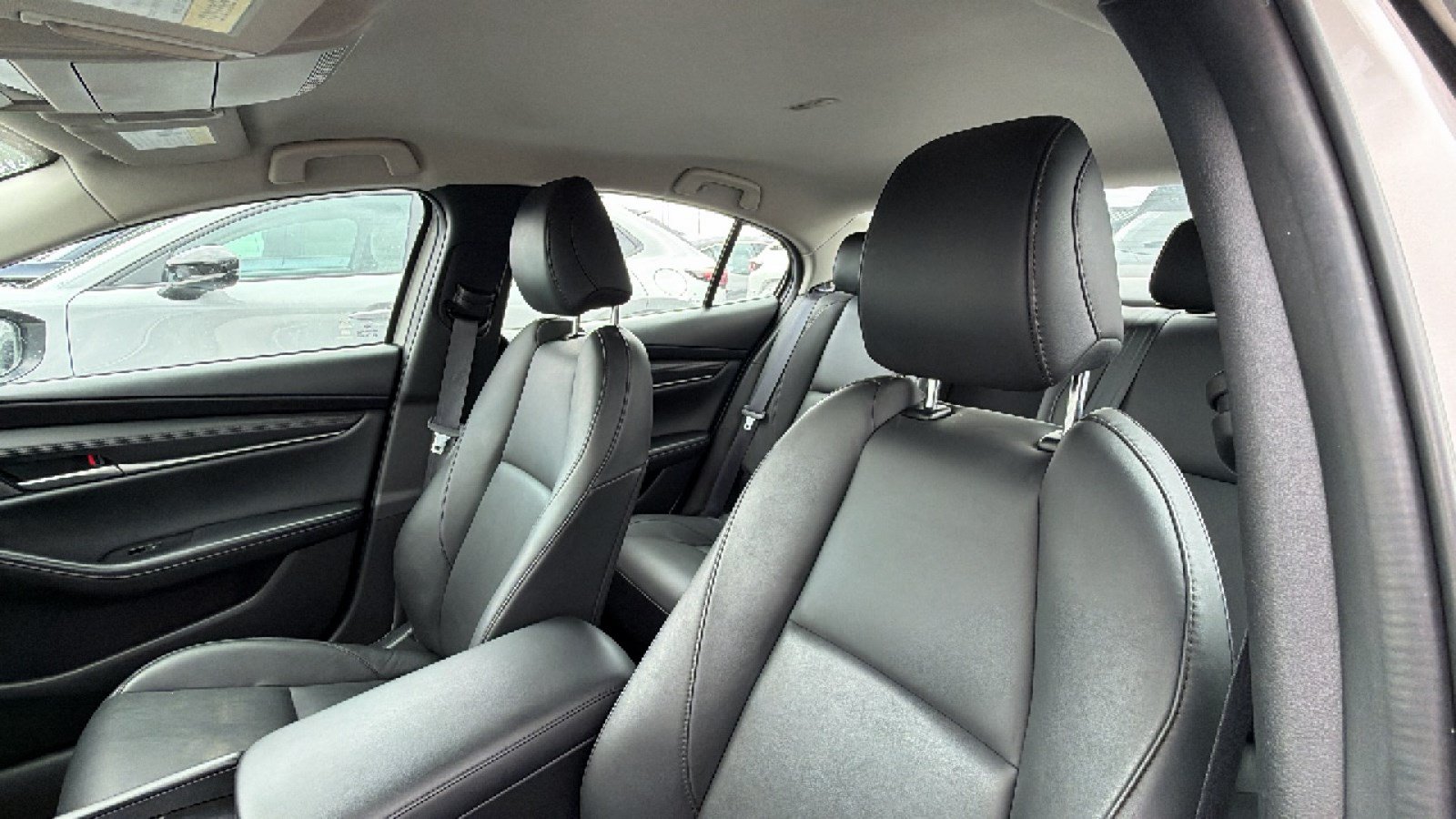 Used 2024 MAZDA MAZDA3 s FWD image 10