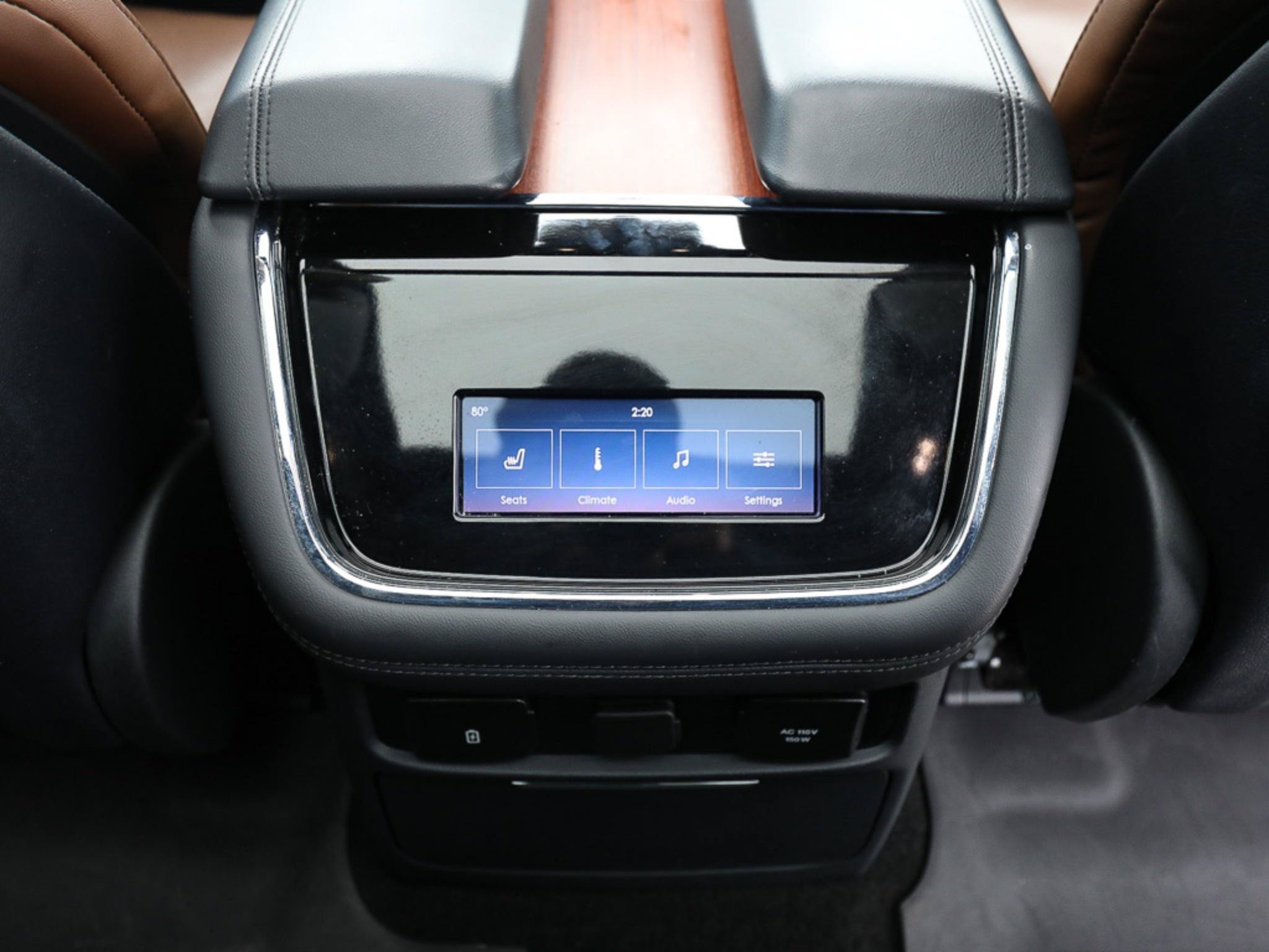 Certified 2024 Lincoln Navigator Reserve AWD/4WD image 25