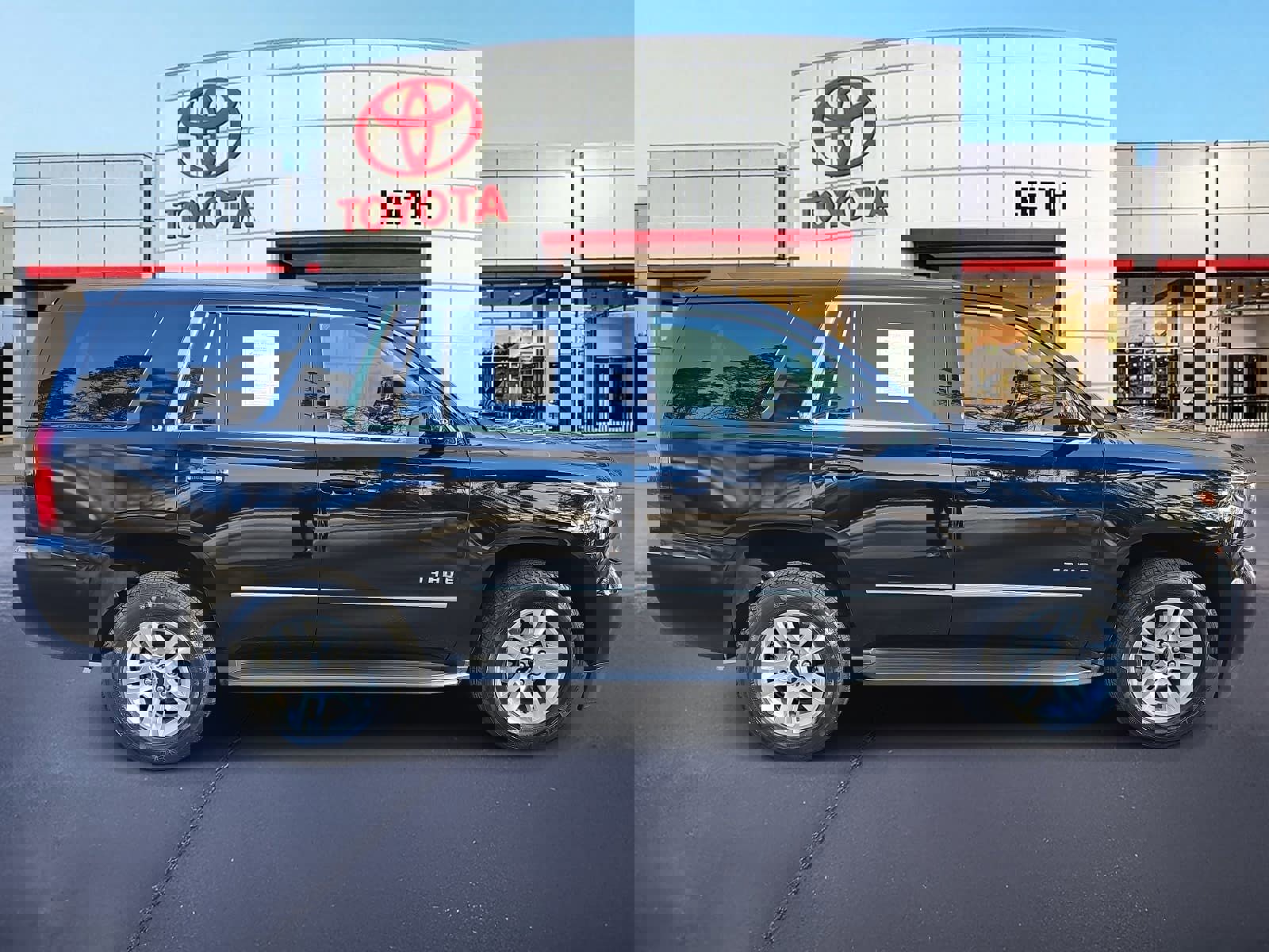 Used 2019 Chevrolet Tahoe LT image 4