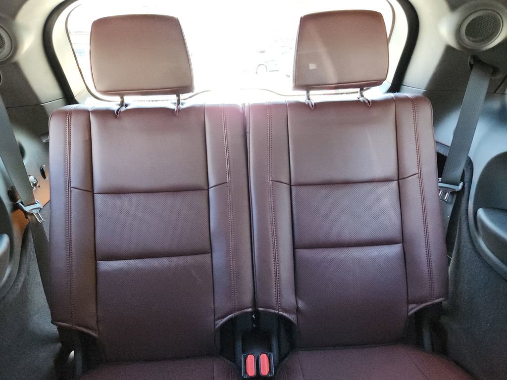 Certified 2025 Dodge Durango GT image 16