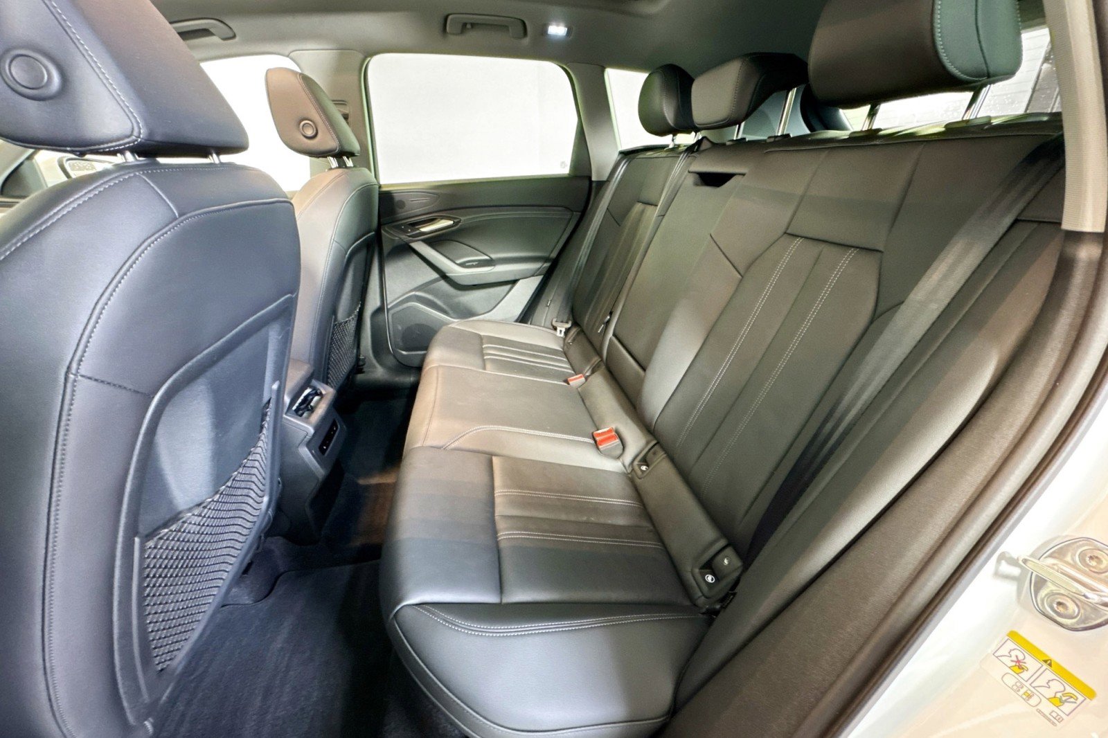 Used 2025 Audi Q6 e-tron Premium w/ Convenience Package image 22