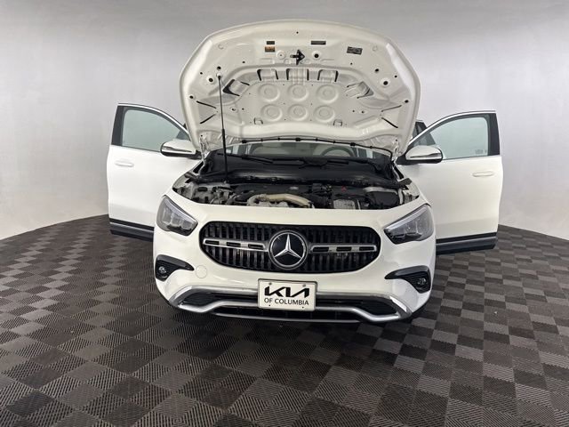 Used 2025 Mercedes-Benz GLA 250 4MATIC image 12