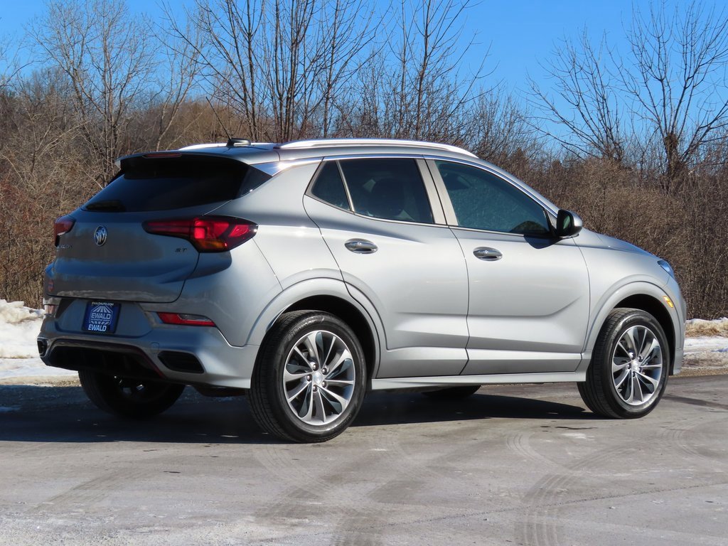 Certified 2023 Buick Encore GX Select w/ Experience Buick Package image 3