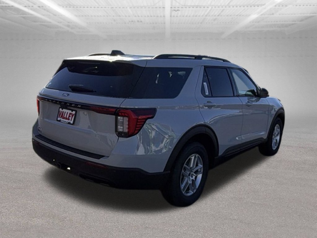 New 2027 Ford Explorer Active AWD/4WD image 8