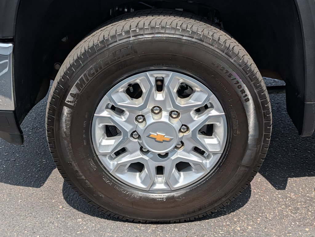 Used 2025 Chevrolet Silverado 2500 LTZ w/ LTZ Convenience Package AWD/4WD image 14