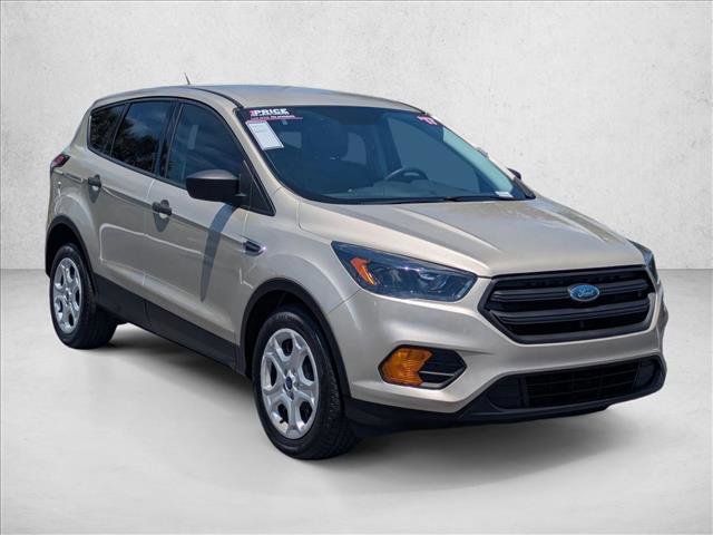 Used 2017 Ford Escape S FWD image 3