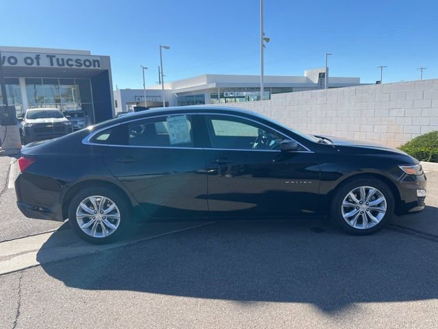 Used 2023 Chevrolet Malibu LT image 2