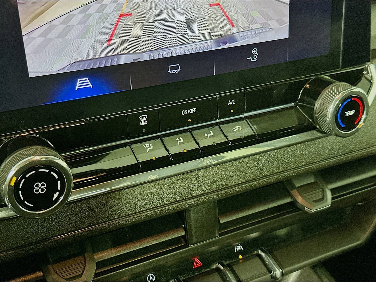 Used 2023 Chevrolet Colorado W/T image 17