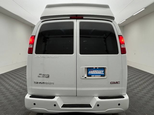 New 2026 GMC Savana 2500 Extended w/ Driver Convenience Package RWD image 9