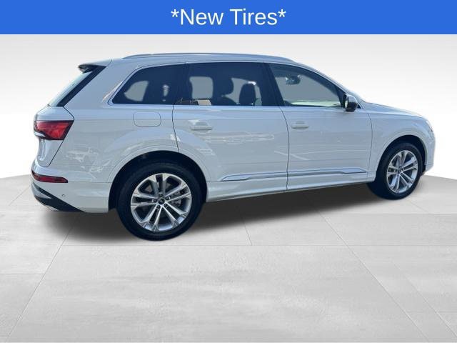 Used 2025 Audi Q7 3.0T Premium Plus AWD/4WD image 3