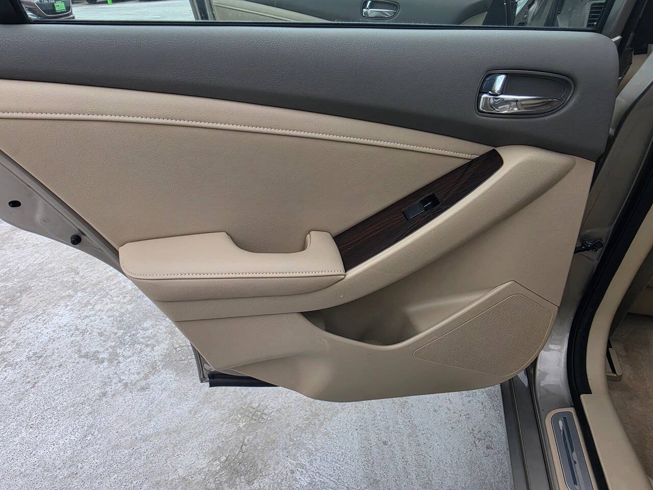 Used 2012 Nissan Altima 2.5 SL w/ 2.5SL Pkg FWD image 21