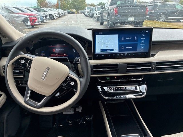 New 2025 Lincoln Corsair Reserve w/ Equipment Group 202A image 22