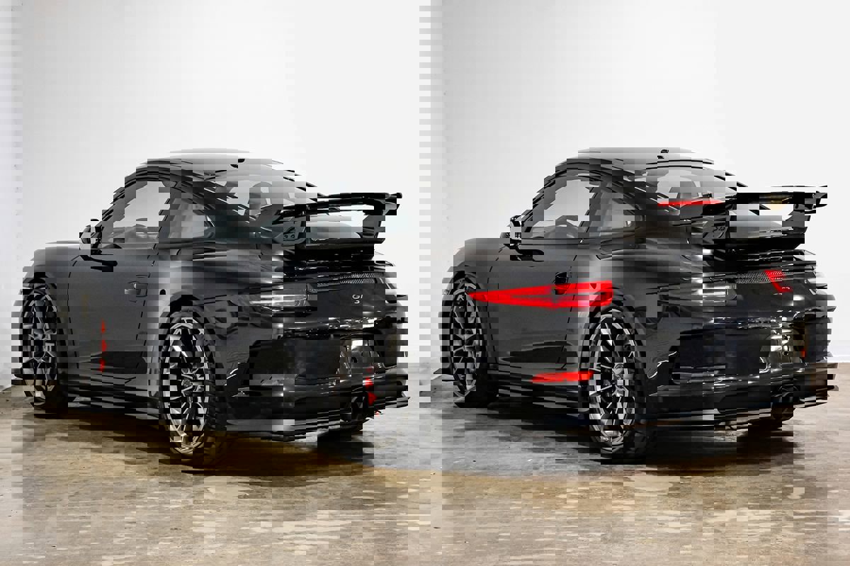 Used 2014 Porsche 911 GT3 w/ Sound Package Plus image 9