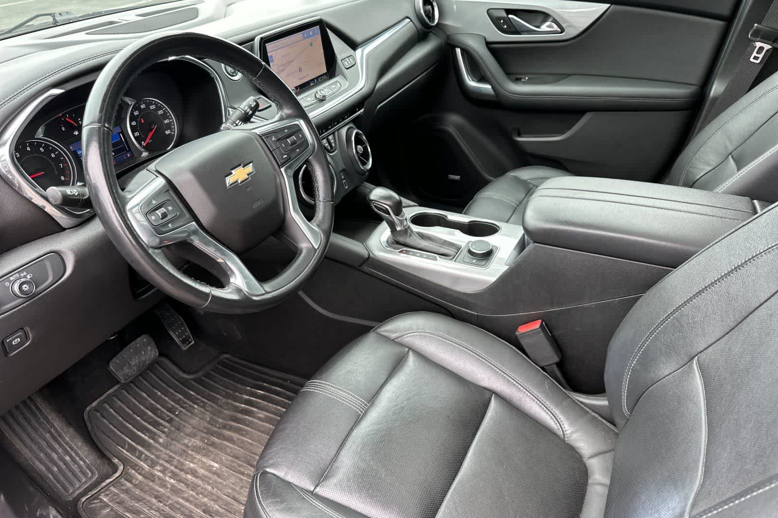 Used 2019 Chevrolet Blazer LT w/ Sun and Wheels Package FWD image 11