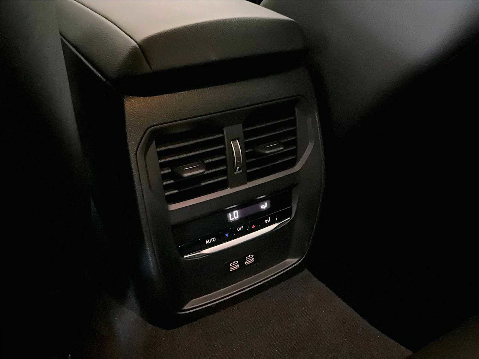 Used 2025 BMW 430i xDrive w/ M Sport Package image 29