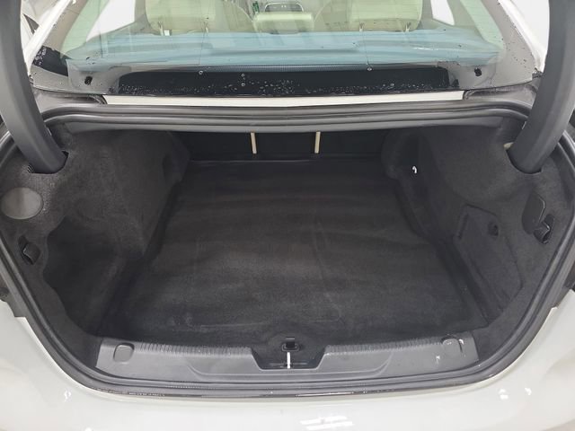 Used 2020 Jaguar XE S image 35