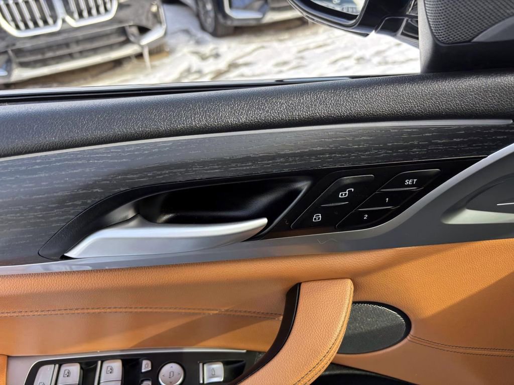 Certified 2023 BMW X4 xDrive30i w/ M Sport Package image 12