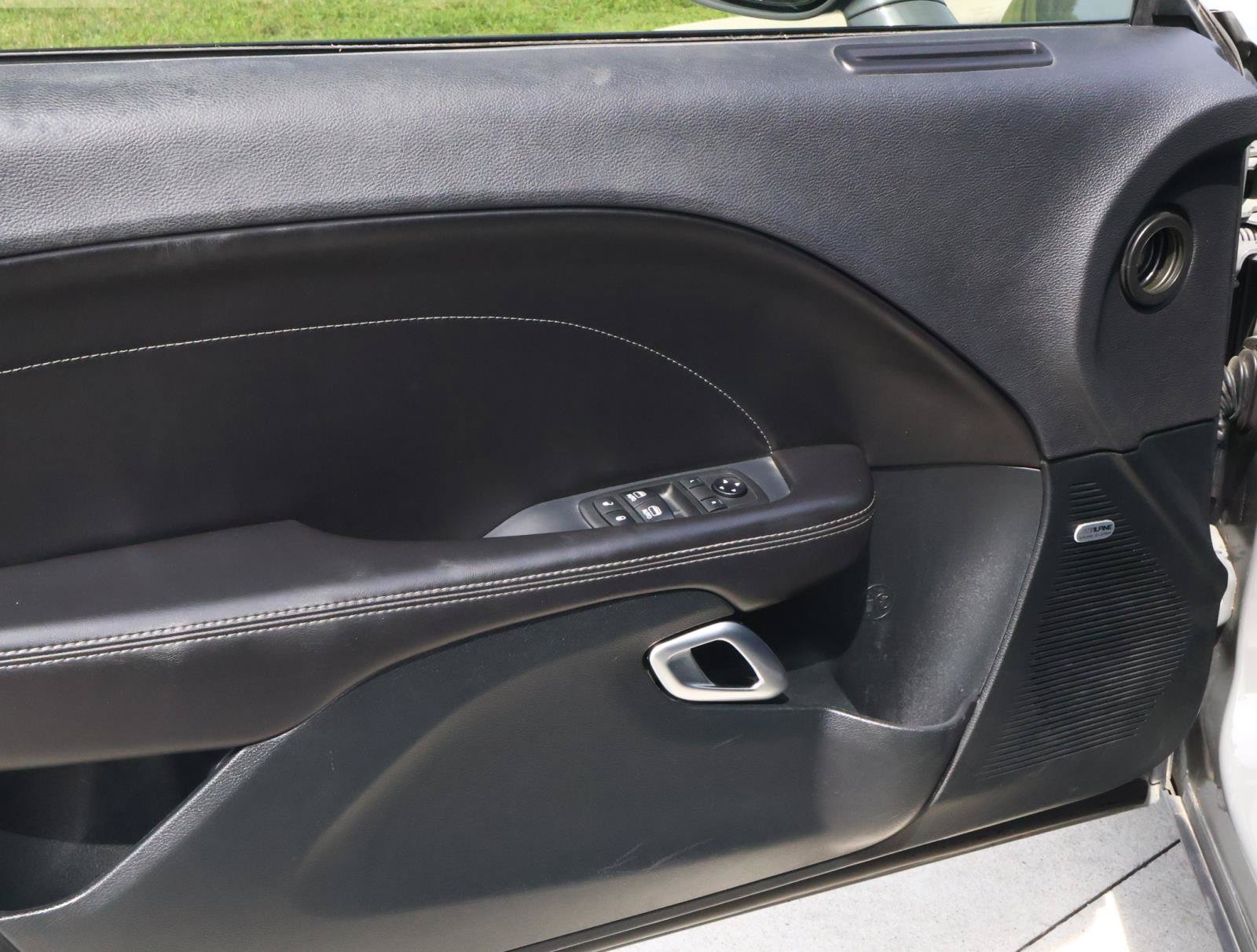 Used 2018 Dodge Challenger R/T Plus RWD image 13