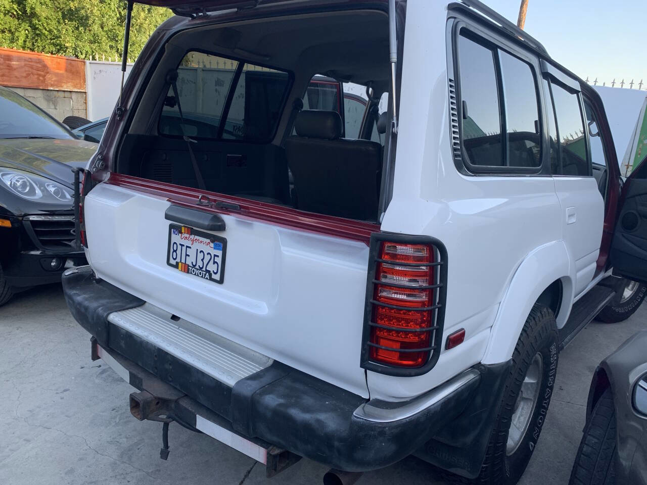 Used 1991 Toyota Land Cruiser Base AWD 4dr SUV image 18