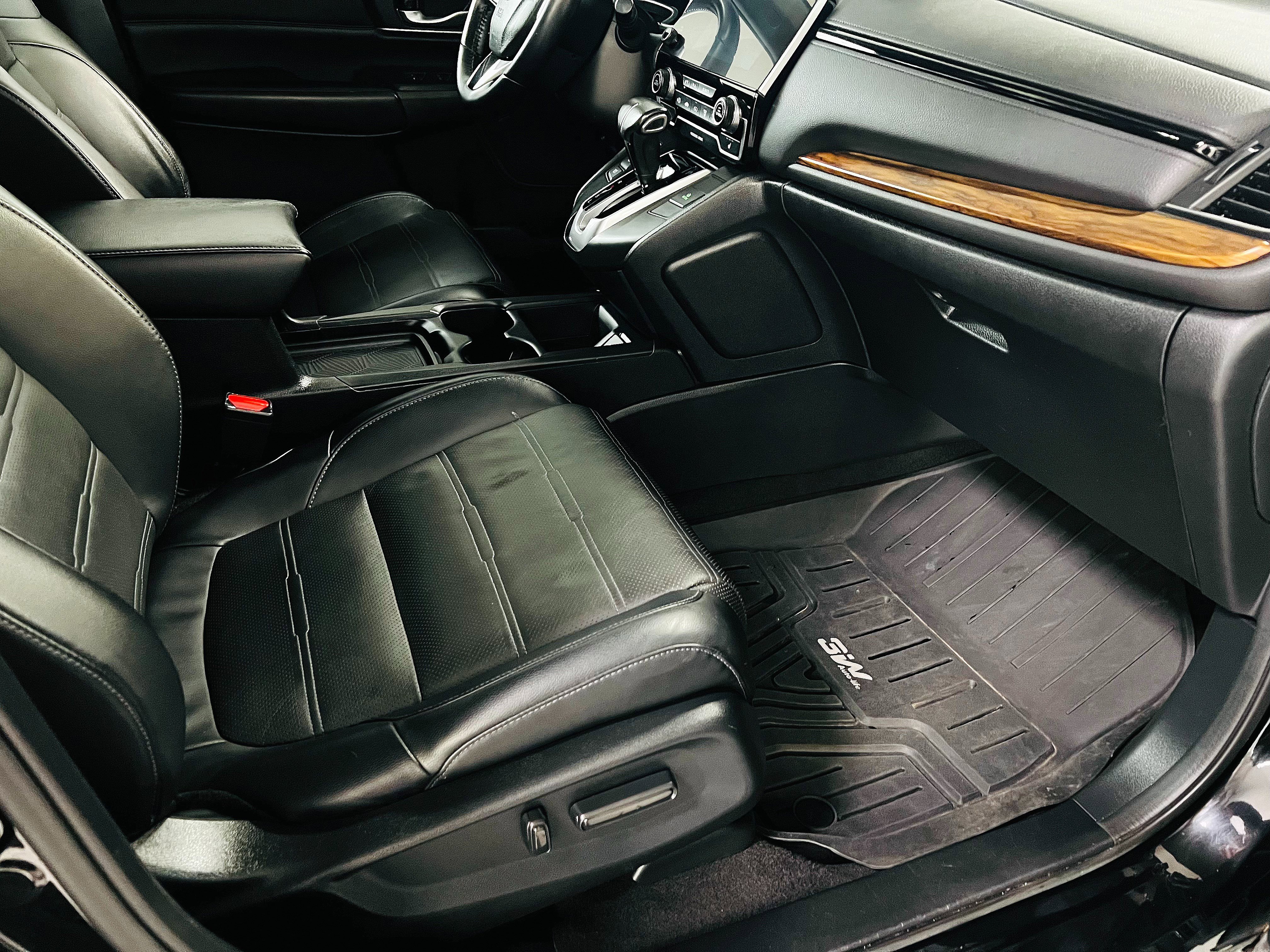 Used 2017 Honda CR-V Touring image 34