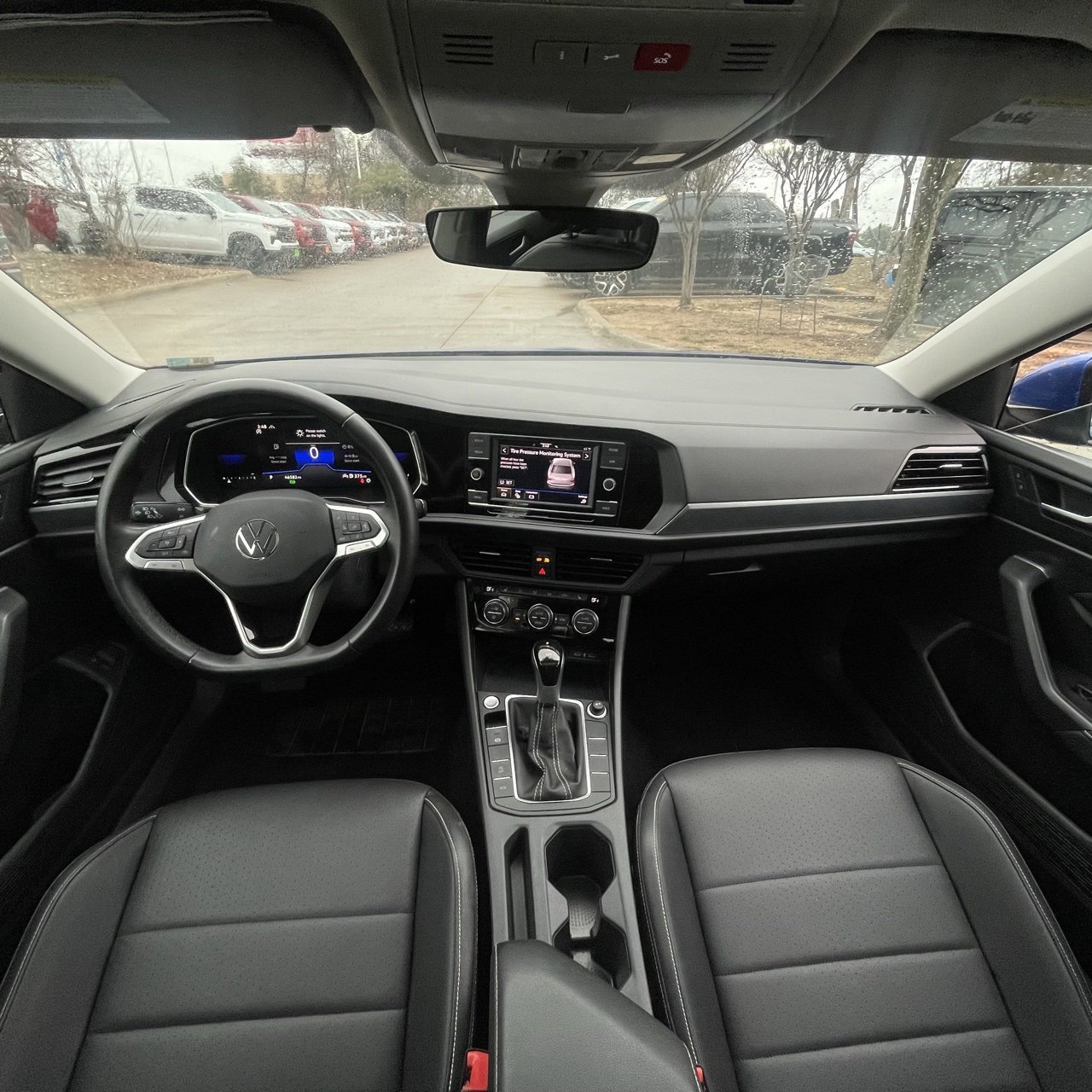 Used 2024 Volkswagen Jetta SE image 10