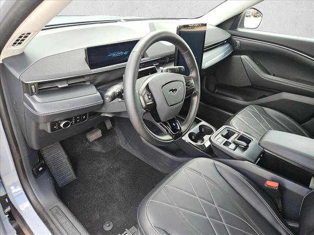 Used 2025 Ford Mustang Mach-E Select w/ Comfort Package Lite RWD image 15