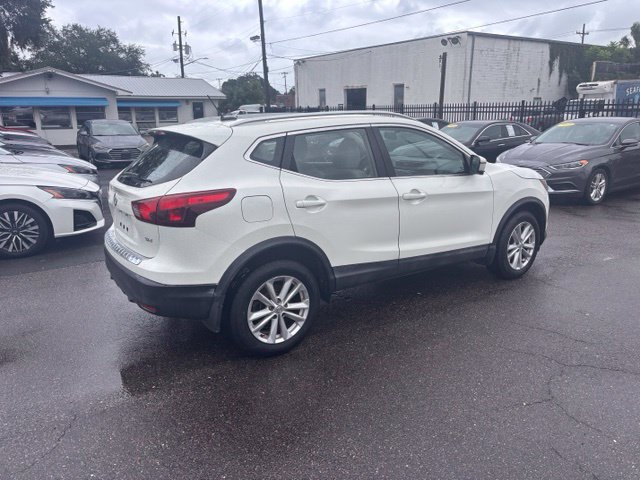 Used 2018 Nissan Rogue Sport SV w/ SV Technology Package FWD image 9