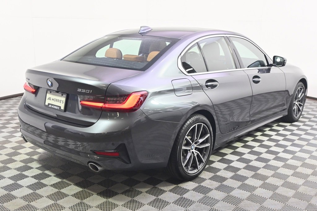 Used 2022 BMW 330i xDrive Sedan w/ Driving Assistance Package image 7
