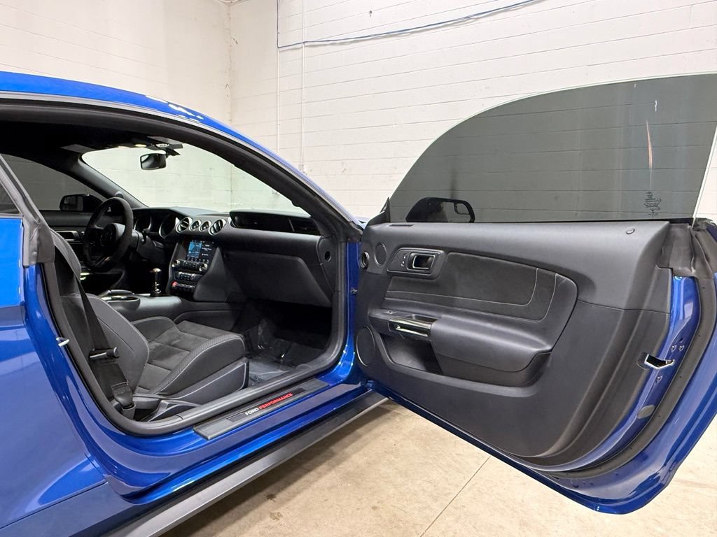 Used 2018 Ford Mustang Shelby GT350 w/ Electronics Package RWD image 33