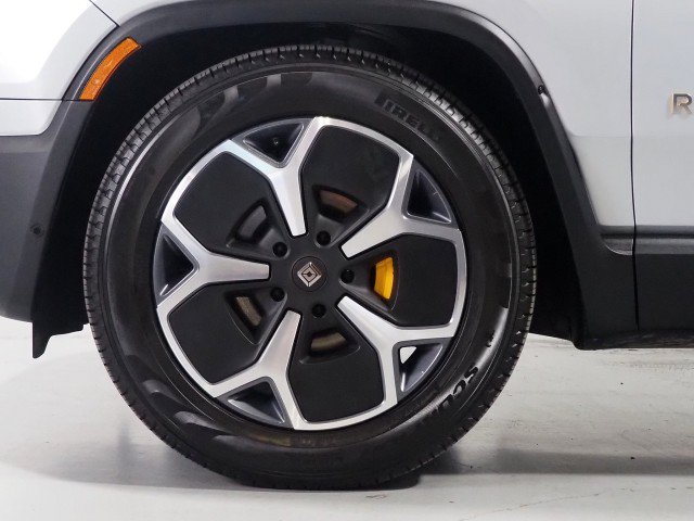 Used 2024 Rivian R1S AWD Adventure image 69