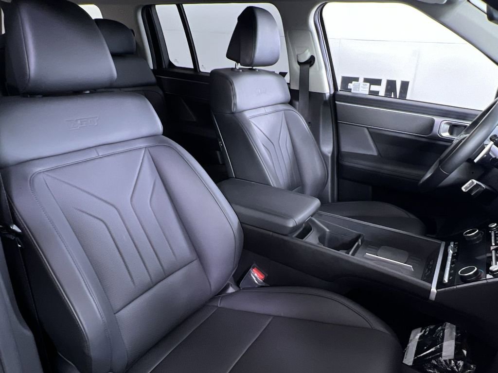 Used 2024 Hyundai Santa Fe XRT image 29