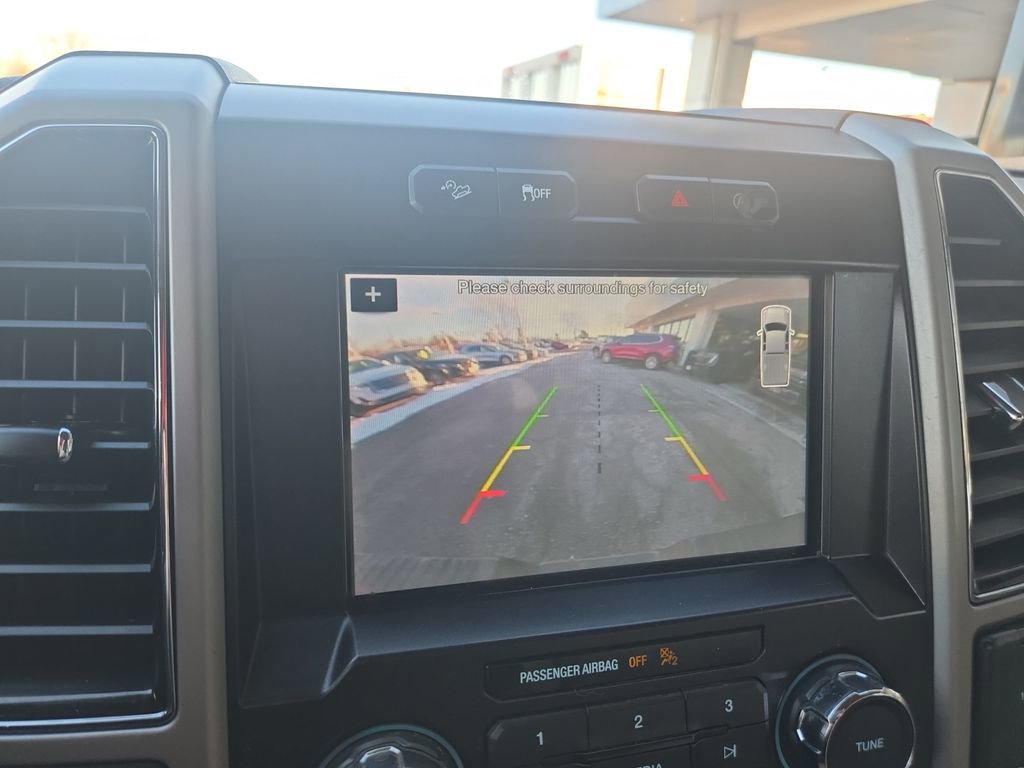 Used 2019 Ford F150 Lariat image 22