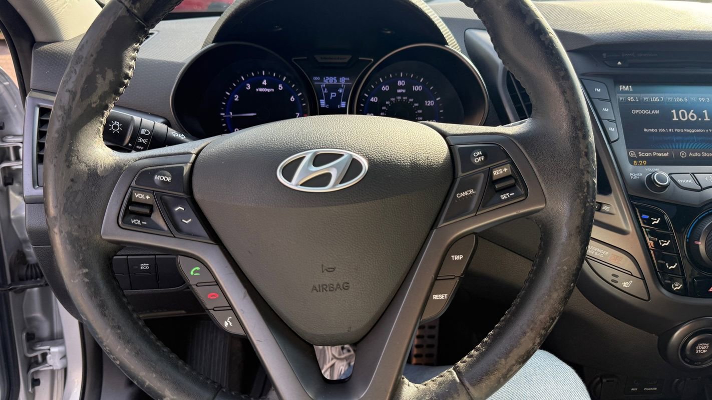 Used 2013 Hyundai Veloster Turbo image 12