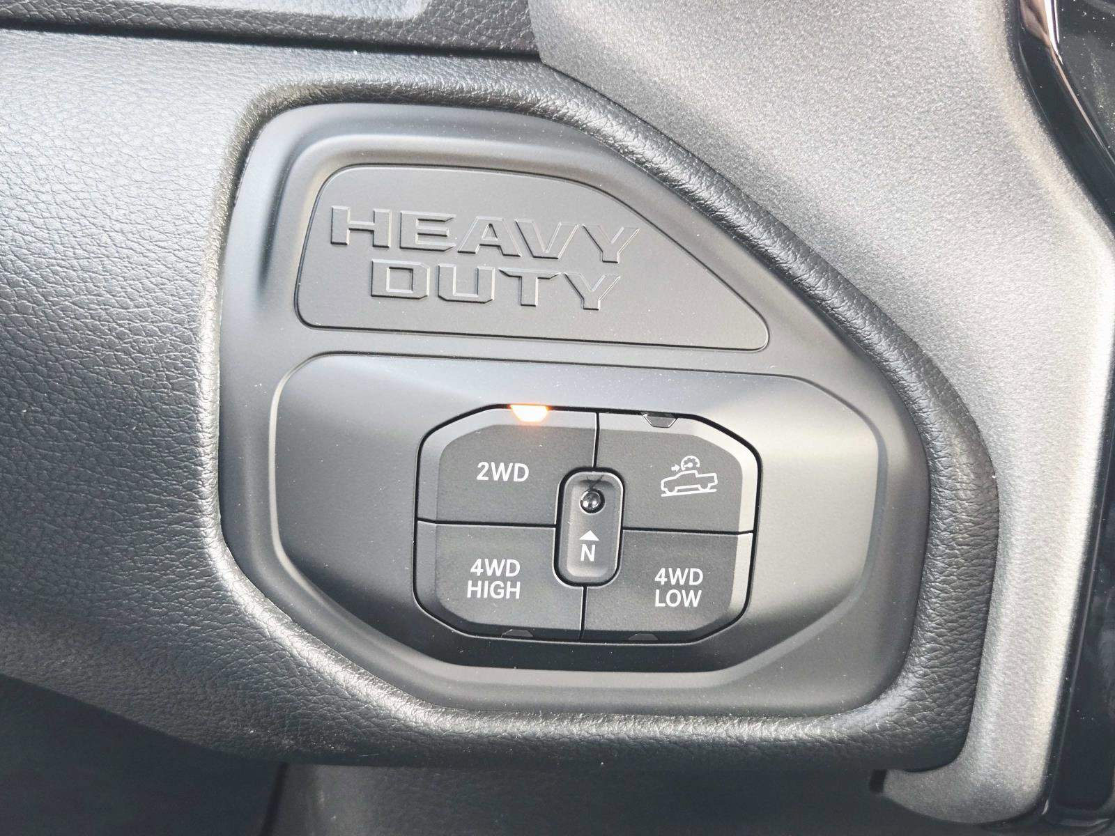 New 2026 RAM 2500 Tradesman AWD/4WD image 28