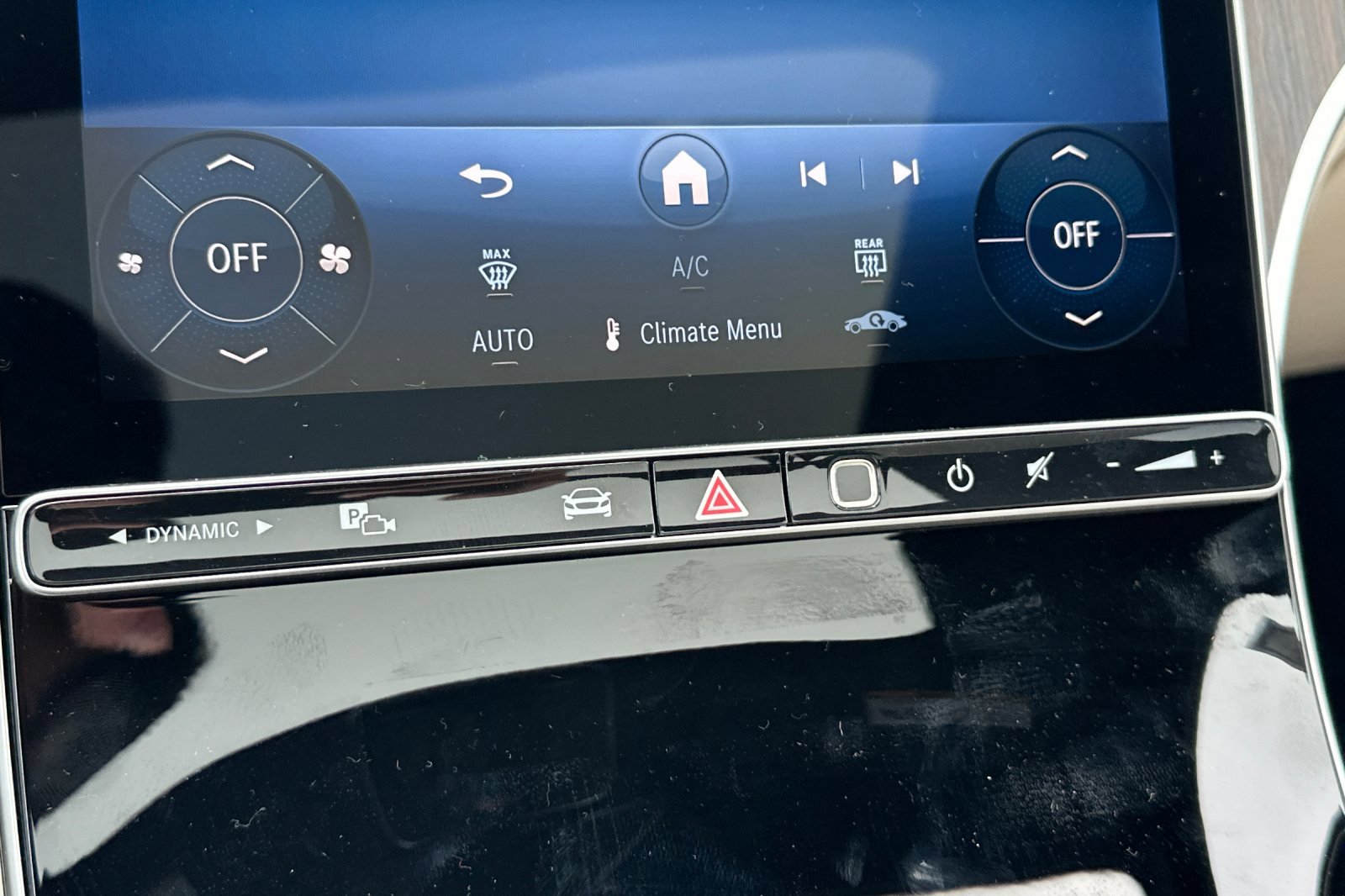 New 2026 Mercedes-Benz GLC 300 4MATIC image 21