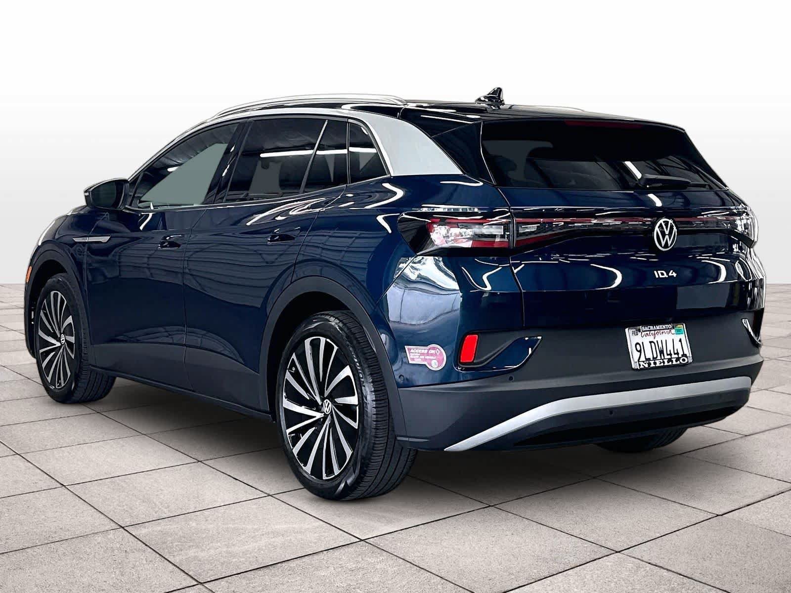 Used 2023 Volkswagen ID.4 Pro S Plus RWD image 8