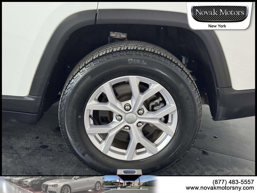 Used 2022 Jeep Grand Cherokee L Limited image 8