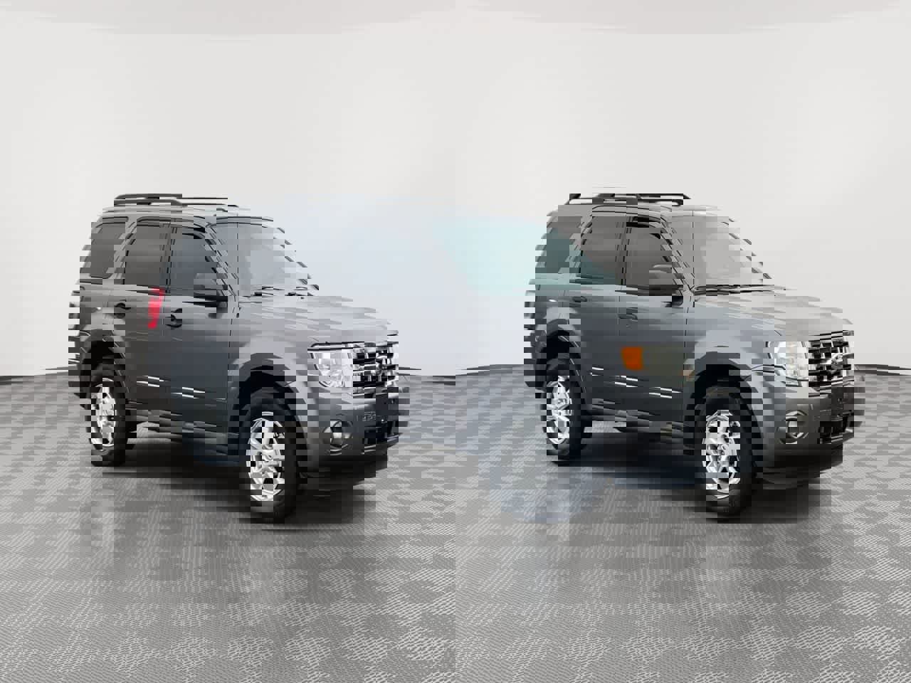 Used 2012 Ford Escape XLT image 2