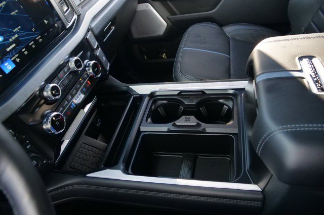 Used 2025 Ford F450 Platinum w/ FX4 Off-Road Package image 30