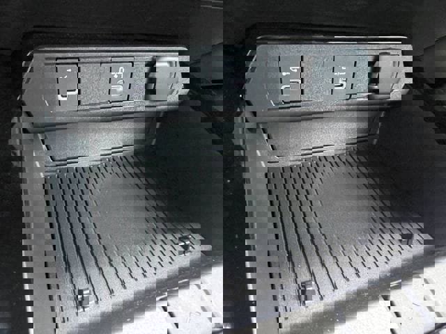 New 2026 Toyota Prius Plug-In Hybrid image 19