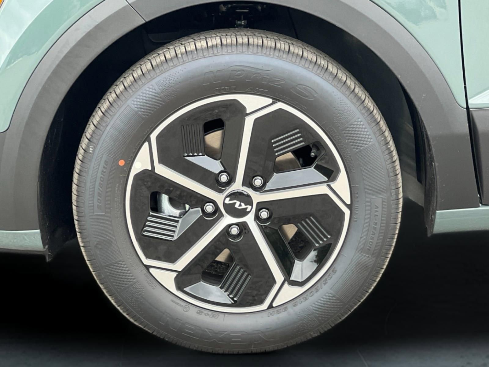 New 2026 Kia Niro EX FWD image 26