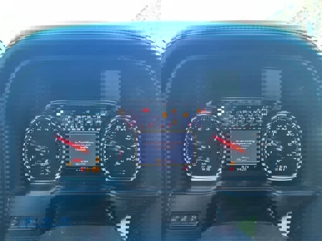 Used 2020 Chevrolet Silverado 2500 LTZ w/ LTZ Premium Package image 8