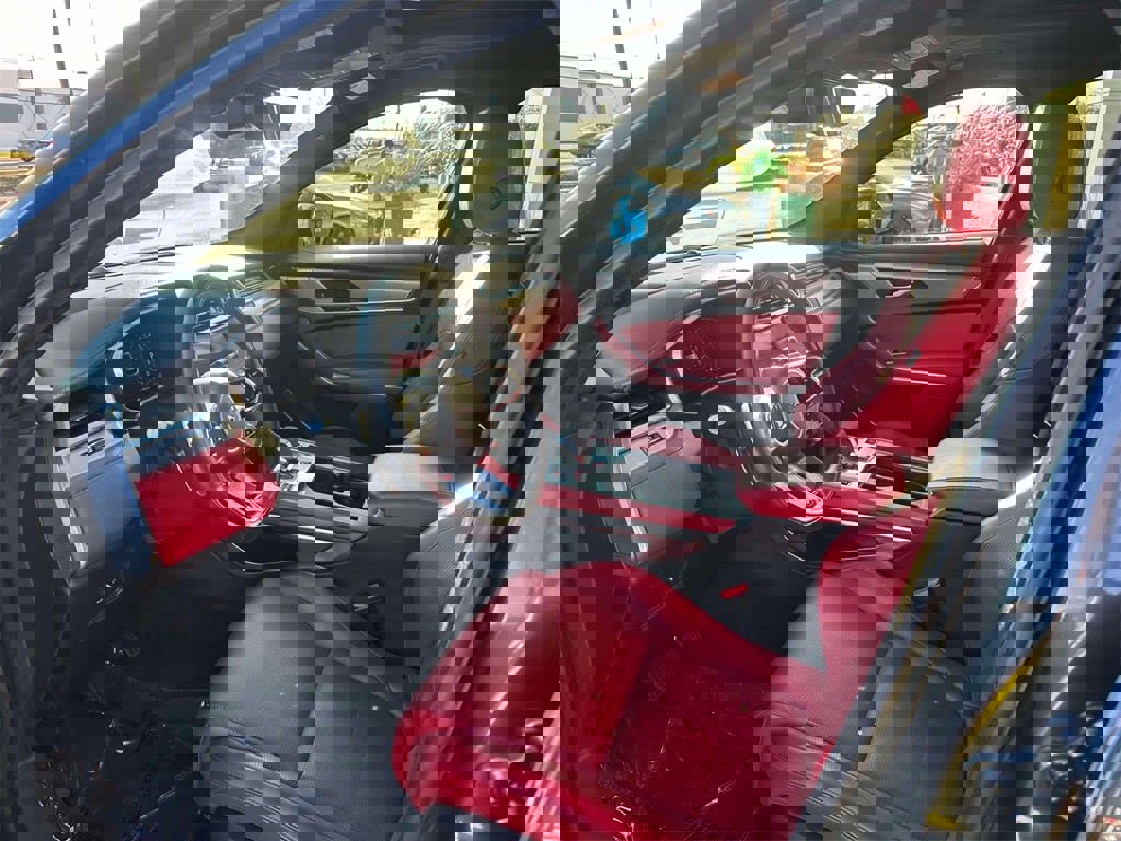 Used 2021 Jaguar F-PACE R-Dynamic S image 15