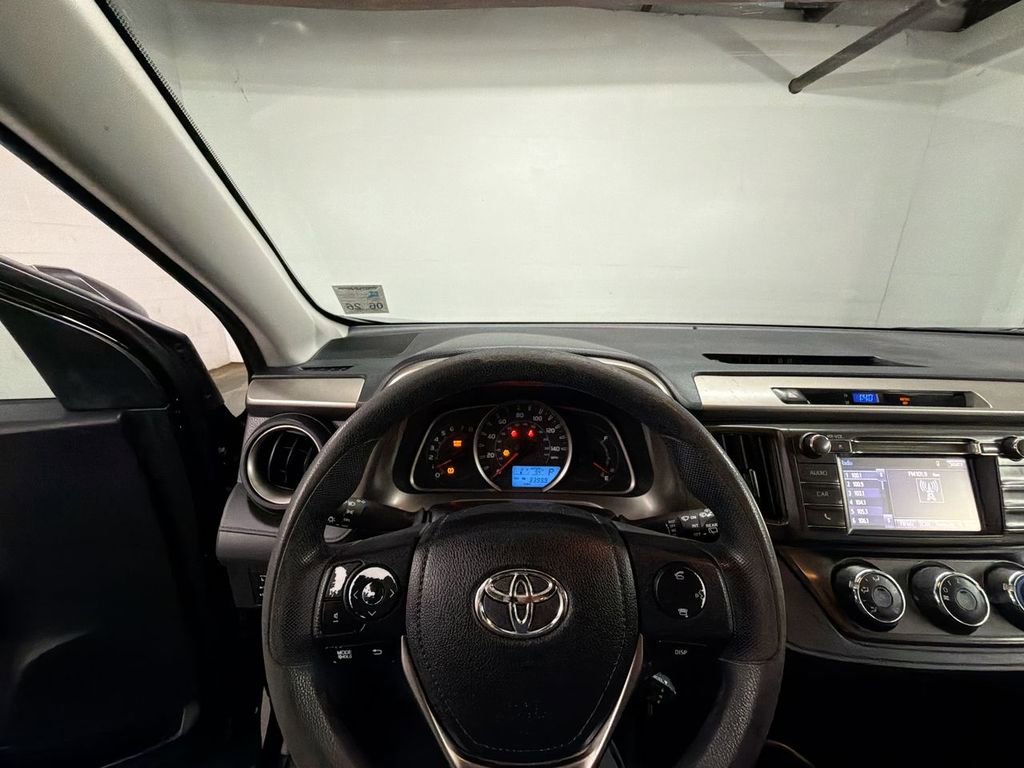 Used 2015 Toyota RAV4 LE image 11