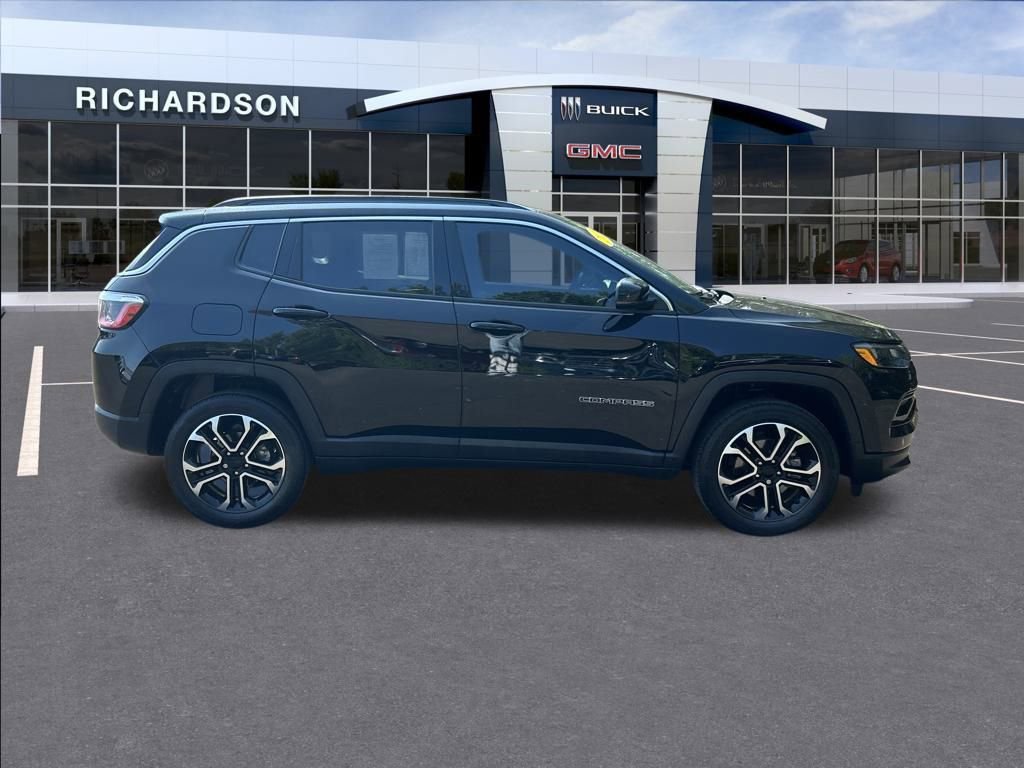 Used 2022 Jeep Compass Limited image 6