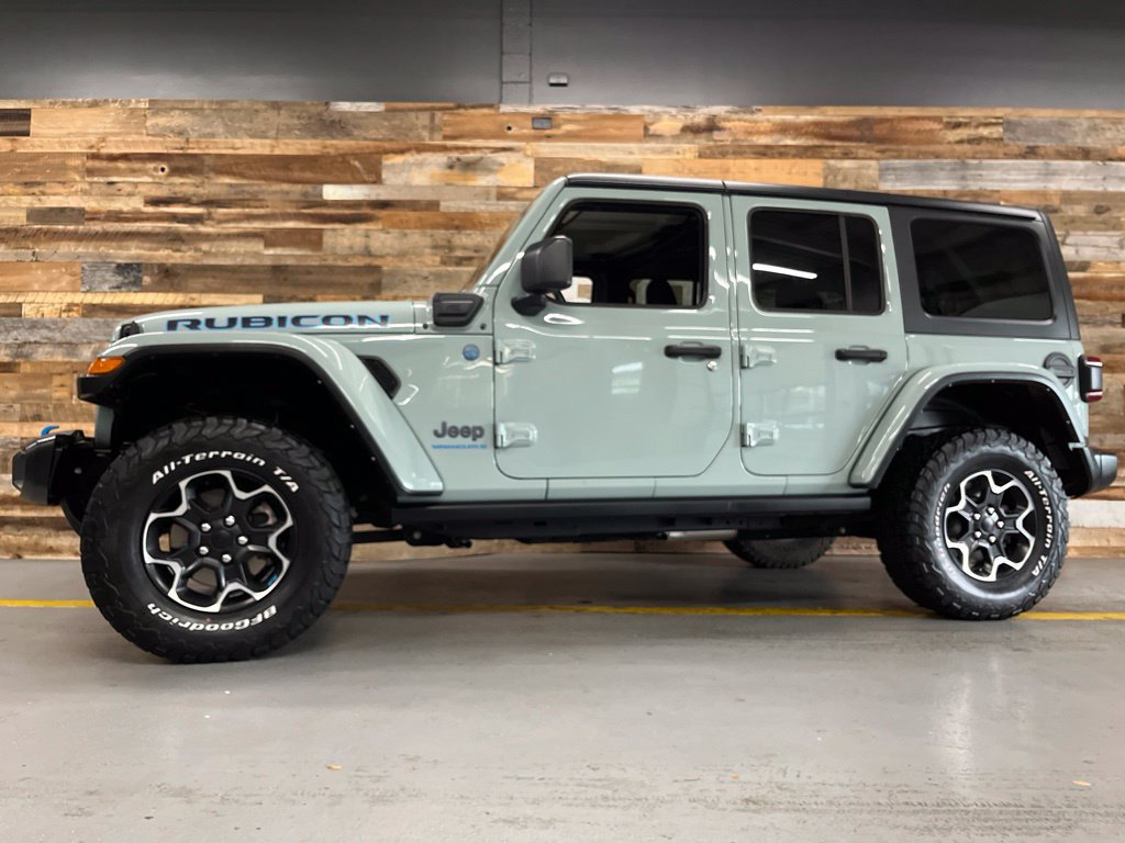 Used 2023 Jeep Wrangler Unlimited Rubicon 4xe w/ Cold Weather Group AWD/4WD image 56
