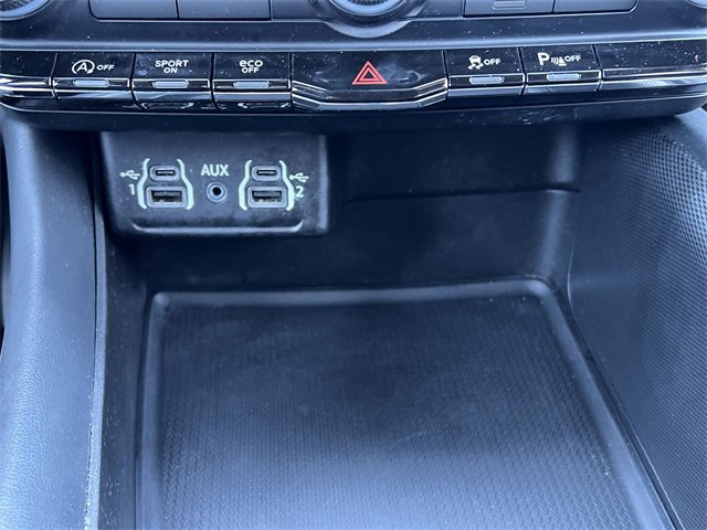 Used 2024 Dodge Durango GT image 16