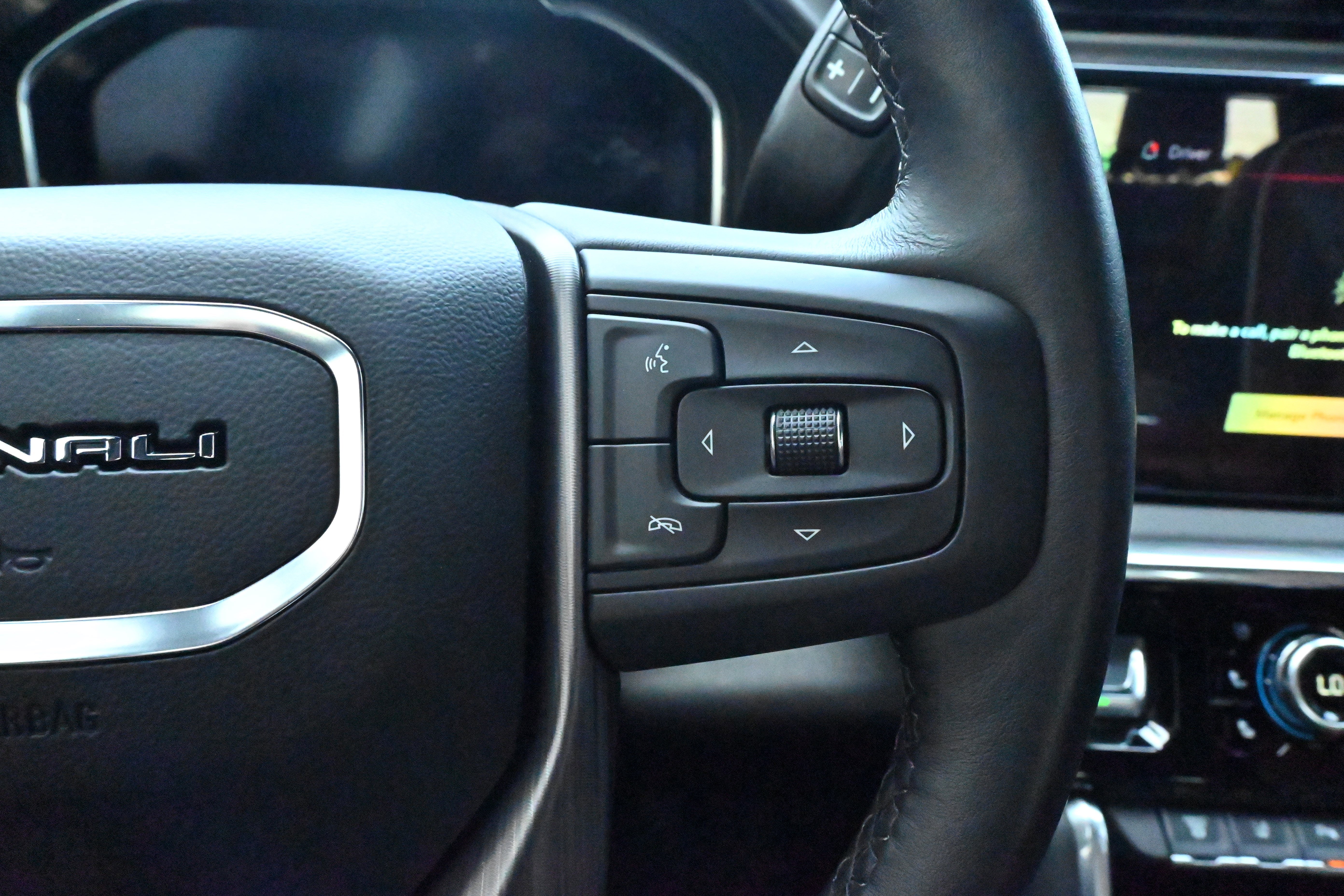 Used 2025 GMC Sierra 2500 Denali Ultimate w/ Max Trailering Package image 33