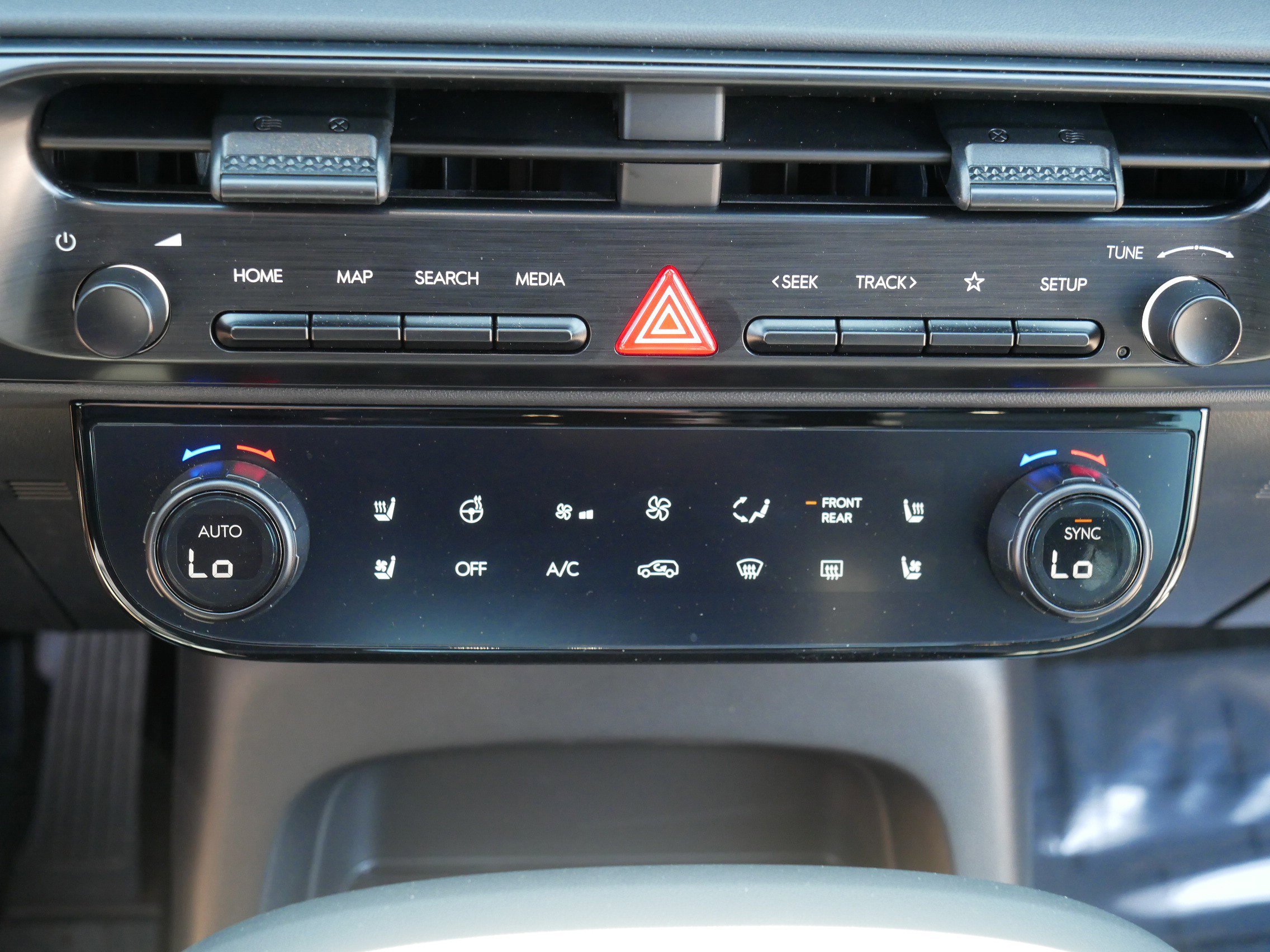 Certified 2026 Hyundai Palisade XRT Pro AWD/4WD image 27