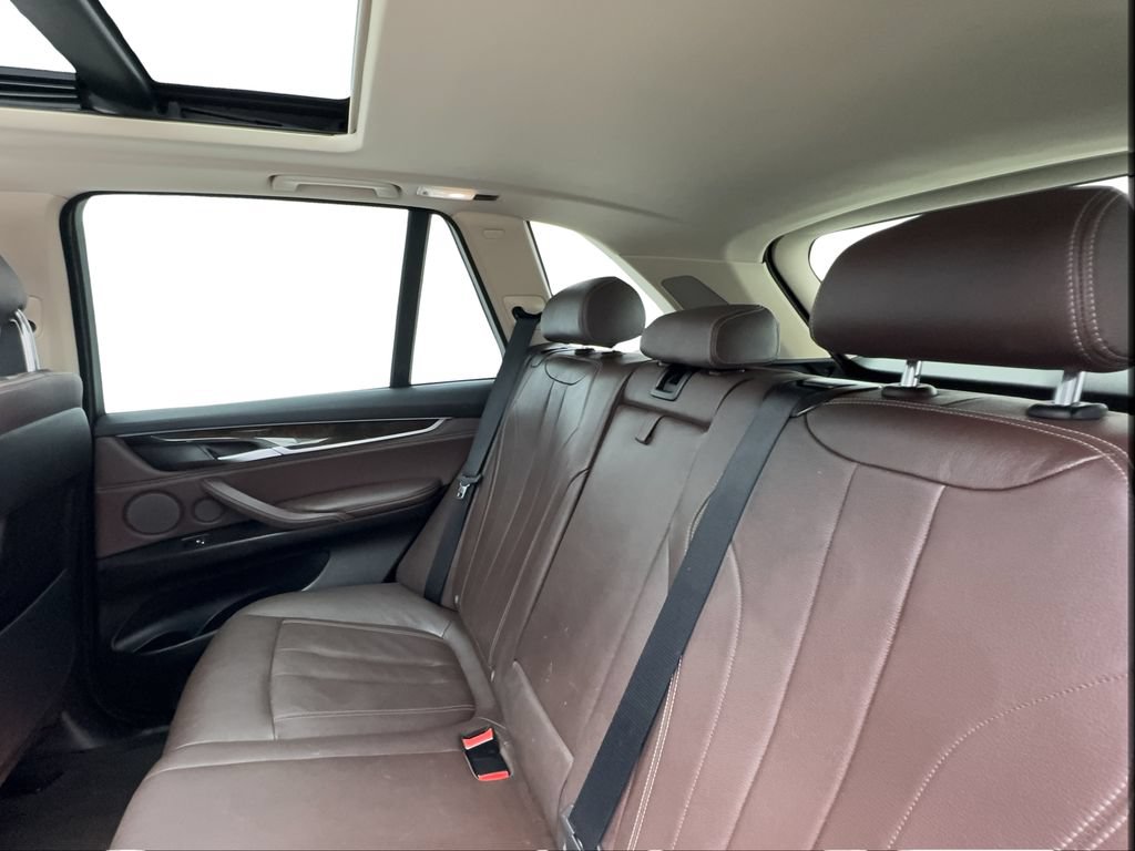 Used 2015 BMW X5 xDrive35d AWD/4WD image 25